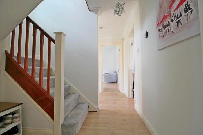 4 Bedroom Detached House For Sale In Barleyfield, Langtoft, PE6
