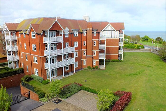 2 Bedroom Flat For Sale In Darley Road, Eastbourne, BN20