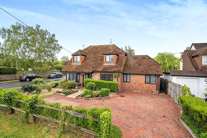 5 Bedroom Detached House For Sale In Glaziers Lane, Normandy, GU3