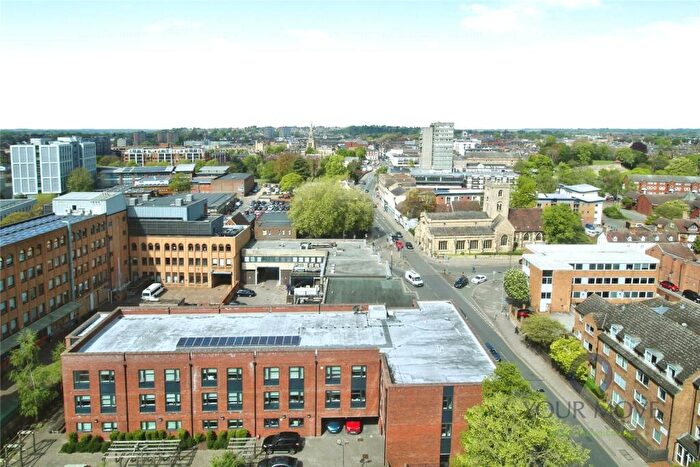 2 Bedroom Flat To Rent In St. Johns Street, Bedford, Bedfordshire, MK42