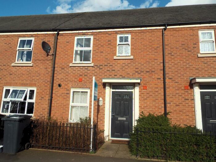 3 Bedroom House To Rent In Queen Elizabeth Road, CV10