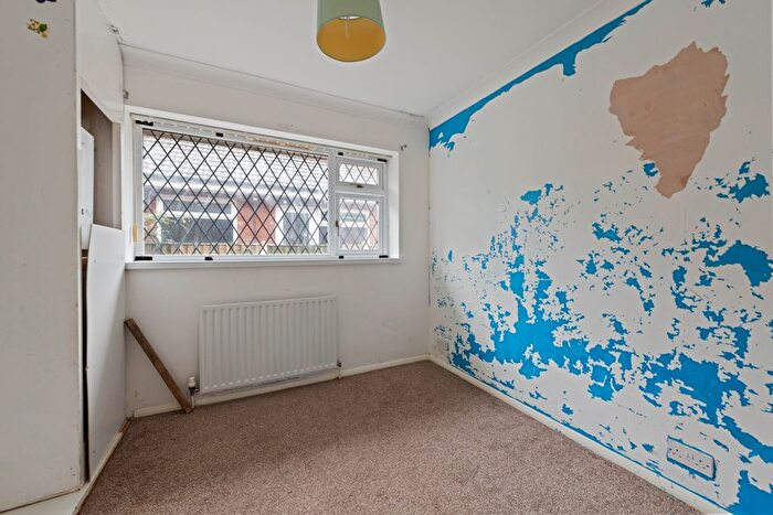 2 Bedroom Detached Bungalow For Sale In Dutton Avenue, Skegness, PE25