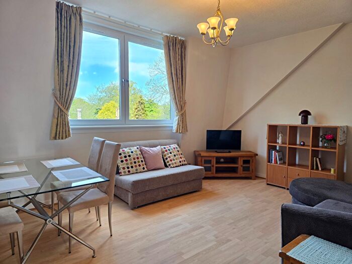 2 Bedroom Flat For Sale In Watson Street, Rosemount, Aberdeen, AB25