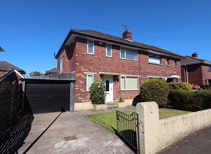 3 Bedroom Semi-Detached House For Sale In Liscoole Park, Newtownabbey, BT36