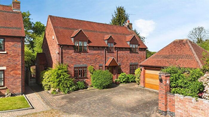 4 Bedroom Detached House For Sale In Smiths Lane, Snitterfield, Stratford-Upon-Avon, CV37