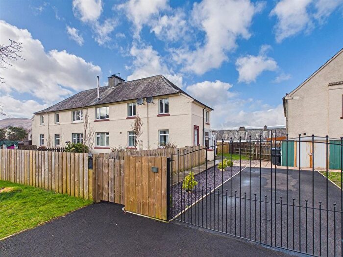 3 Bedroom Flat For Sale In Lochiel Road, Inverlochy, Fort William, PH33