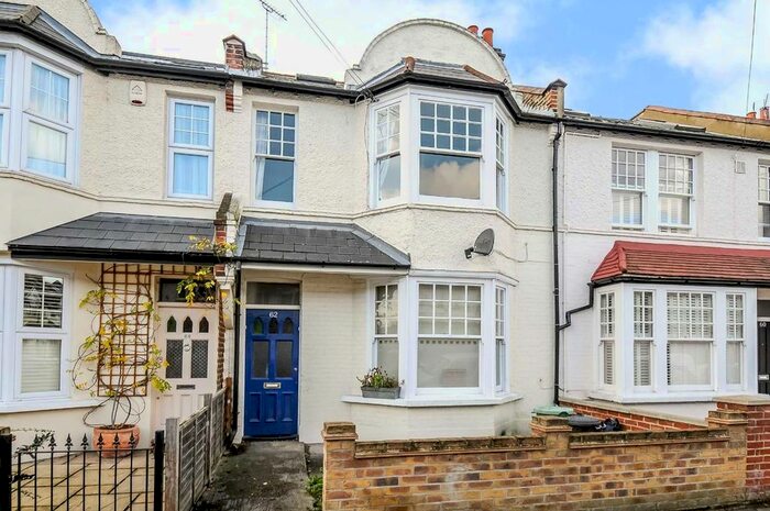 2 Bedroom Flat To Rent In Tranmere Road, London, SW18