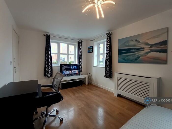 4 Bedroom Detached House To Rent In Terry Road, Coventry, CV3