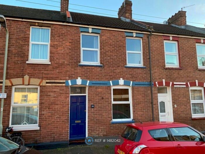 2 Bedroom Terraced House To Rent In Radford Road, Exeter, EX2