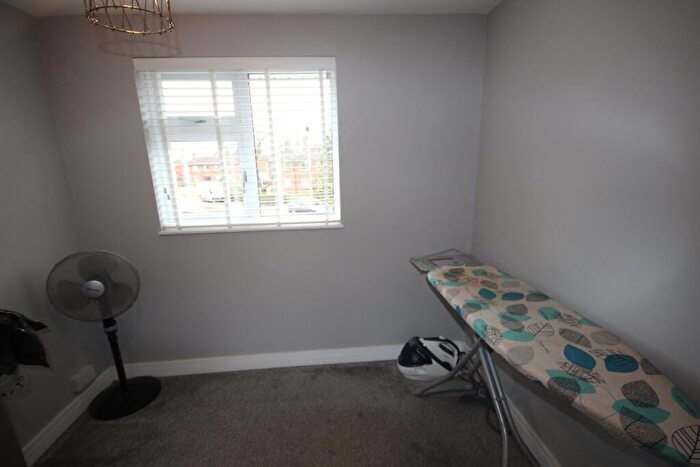 4 Bedroom House To Rent In Dawesmoor Close, Slough, SL2