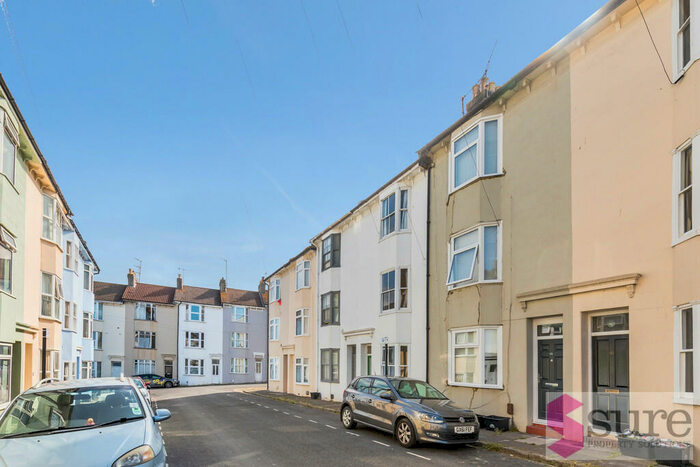 4 Bedroom Terraced House To Rent In St Martins Place, Brighton, BN2