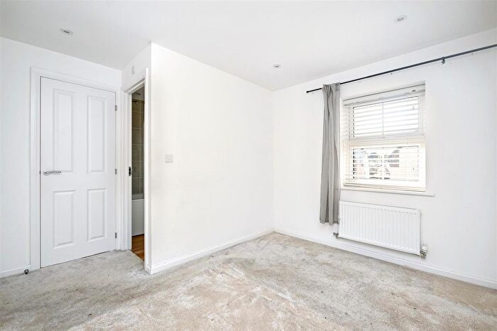 2 Bedroom Semi-Detached House For Sale In Blue Bird Way, Lower Willingdon, BN22