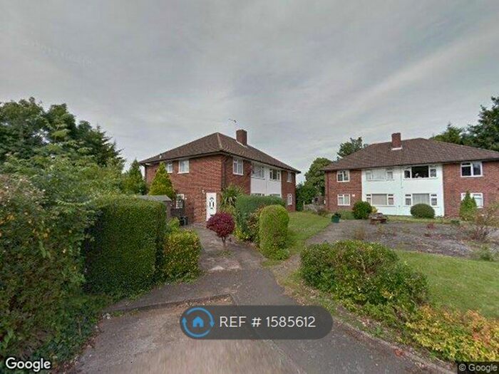 2 Bedroom Maisonette To Rent In Red Lion Close, Orpington, BR5