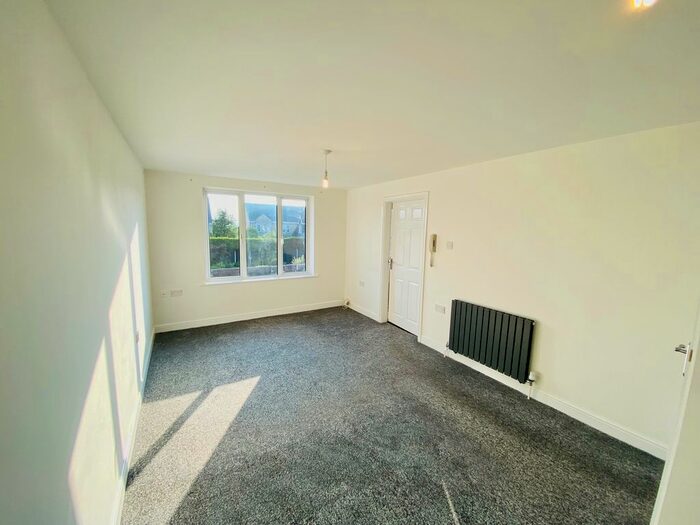 2 Bedroom Flat To Rent In Pinchfield Lane, Wickersley, S66