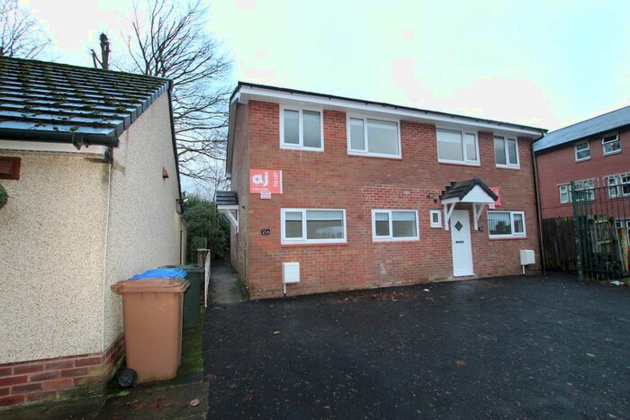 2 Bedroom Semi-Detached House To Rent In Roylelands Bungalows, Castleton, Rochdale, OL11