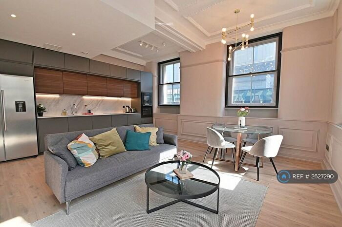 2 Bedroom Flat To Rent In Charlotte Street, Manchester, M1