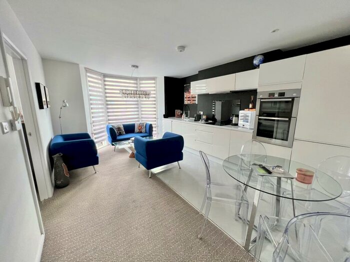 2 Bedroom Apartment To Rent In Bedford Place, Brighton, BN1