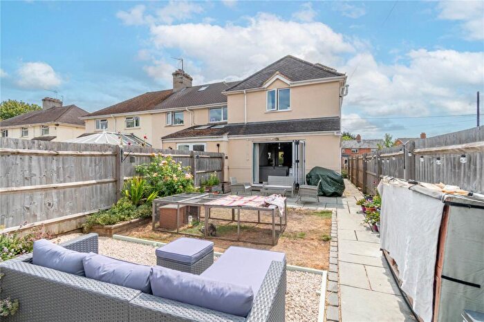 2 Bedroom End Of Terrace House For Sale In Frilsham Street, Sutton Courtenay, Abingdon, Oxfordshire, OX14