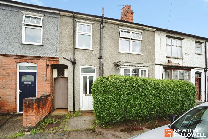 3 Bedroom Terraced House For Sale In Elms Grove, Loughborough, LE11