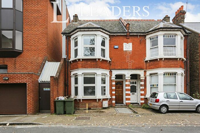4 Bedroom End Of Terrace House To Rent In Queens Road, Bromley, BR2