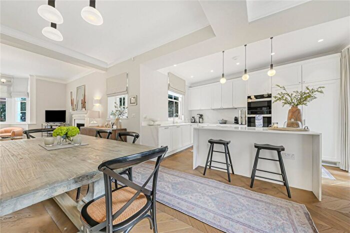 5 Bedroom Semi-Detached House To Rent In Acacia Place, St. John's Wood, London, NW8