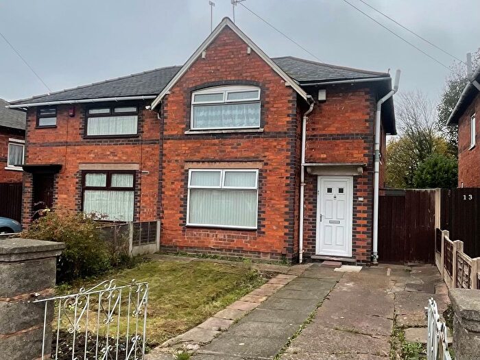 3 Bedroom Semi-Detached House To Rent In Alexandra Road, Walsall, WS1