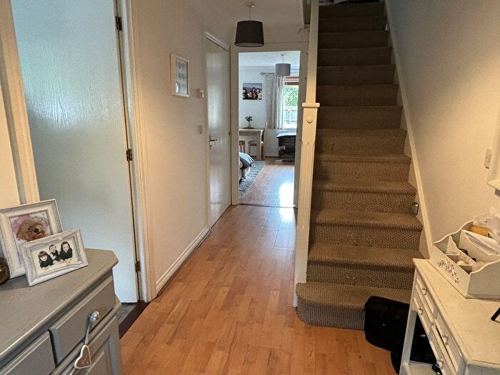 3 Bedroom End Of Terrace House For Sale In New Bridge Road, Glen Parva, Leicester, Leicestershire., LE2