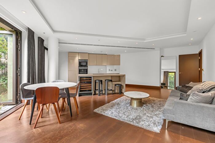 2 Bedroom Flat For Sale In Fetter Lane, London, EC4A