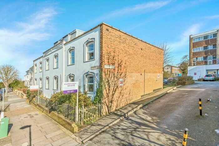 1 Bedroom Apartment To Rent In Avenue Elmers, Surbiton, KT6