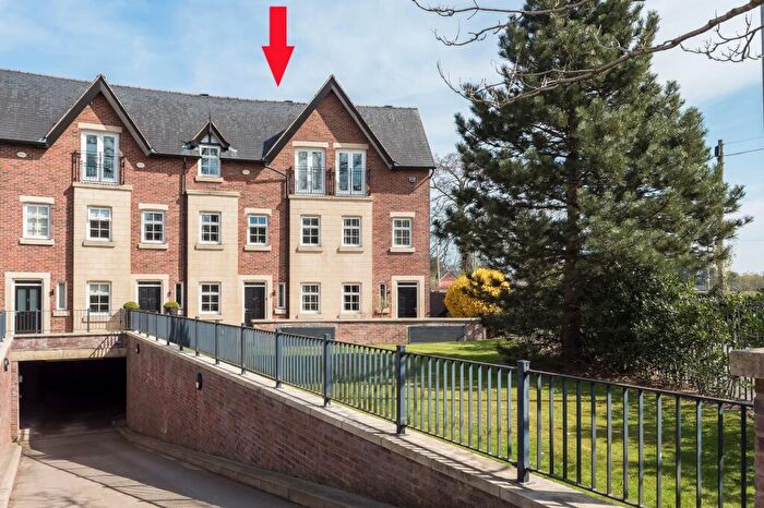 3 Bedroom Terraced House For Sale In Merrymans Lane, Alderley Edge, SK9