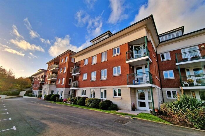 1 Bedroom Retirement Property For Sale In Bridport Town Centre, DT6