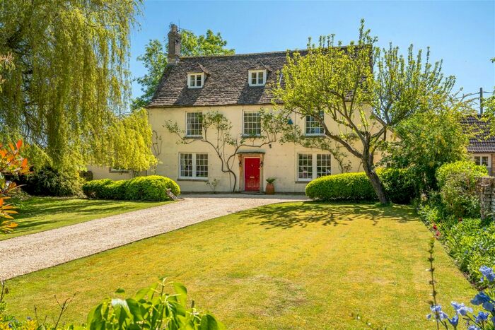 5 Bedroom Detached House For Sale In The Common, Langley Burrell, Chippenham, SN15