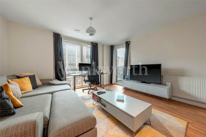 1 Bedroom Apartment To Rent In Finchley Road, London, NW11