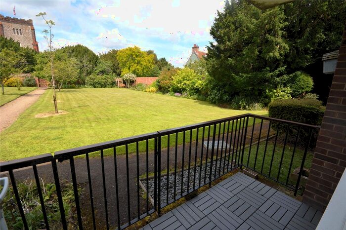 2 Bedroom Flat To Rent In The Priory, Writtle, Chelmsford, CM1