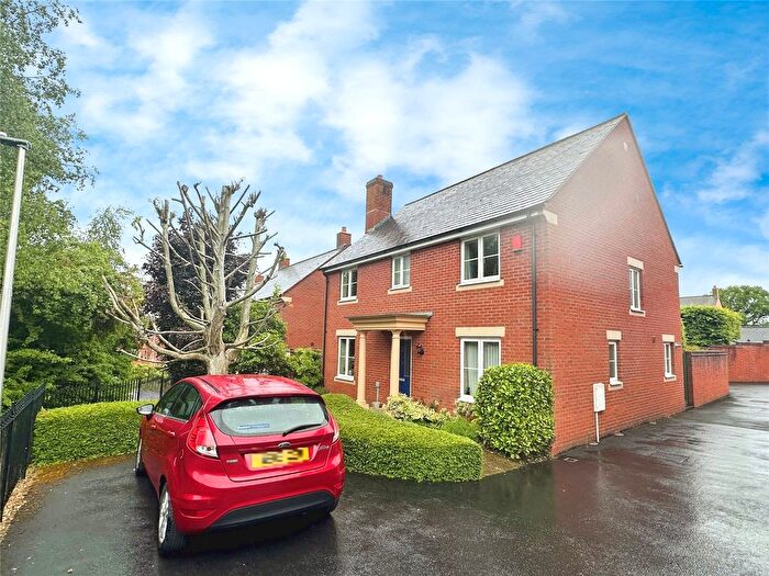 5 Bedroom Detached House For Sale In Dart Walk, Exeter, Devon, EX2