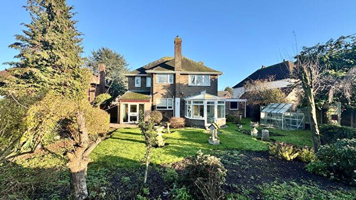 4 Bedroom Detached House For Sale In Riseholme Road, Uphill, Lincoln, LN1