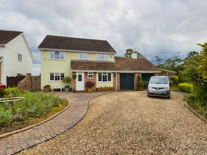 4 Bedroom Detached House For Sale In Mill Close, Cannington, Bridgwater, TA5