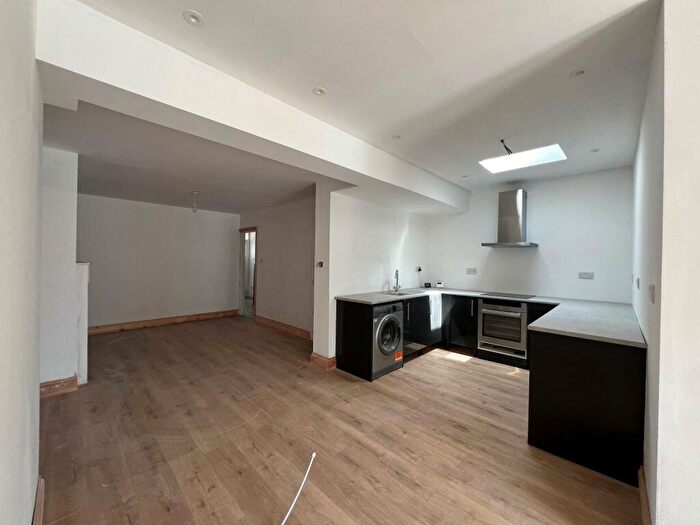 4 Bedroom Terraced House To Rent In Windmill Road, Coventry, CV6