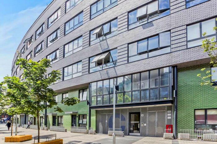 1 Bedroom Flat For Sale In Mint Street, Bethnal Green, London, E2