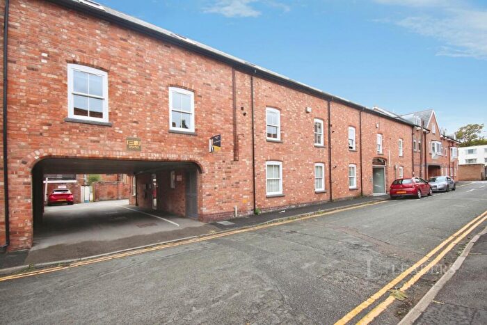 2 Bedroom Flat To Rent In Morton Street, Leamington Spa, Warwickshire, CV32