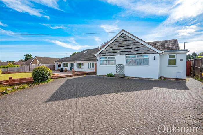 3 Bedroom Bungalow For Sale In Fox Lane, Bromsgrove, Worcestershire, B61