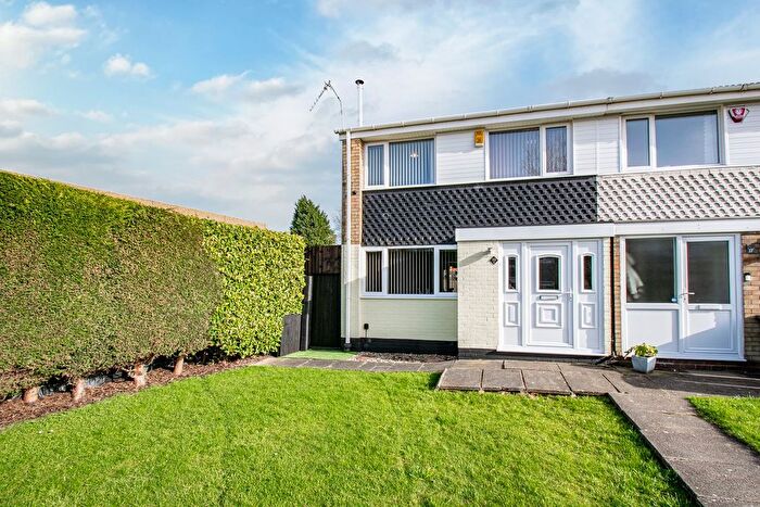 3 Bedroom End Of Terrace House To Rent In Birstall Way, West Heath, Birmingham, West Midlands, B38