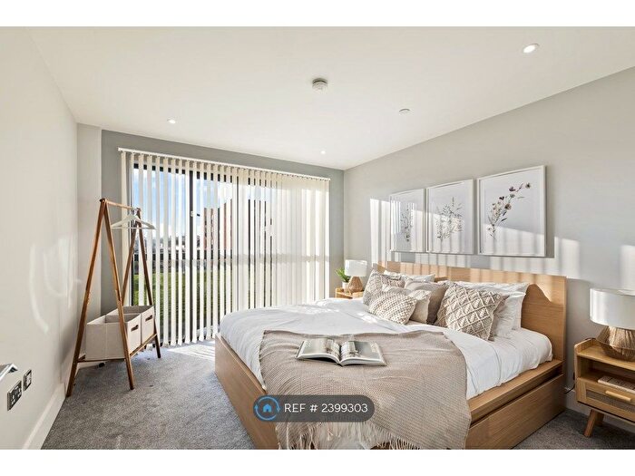 1 Bedroom Flat To Rent In Mitchian Grand Union Building, Leicester, LE3