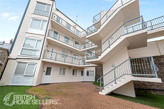 2 Bedroom Apartment For Sale In St. Marys Court, Tenby, Pembrokeshire, SA70