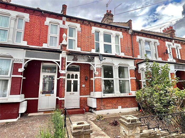 4 Bedroom Terraced House For Sale In Elvendon Road, London, N13