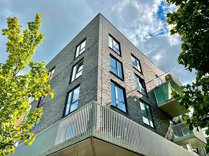 2 Bedroom Apartment To Rent In Lattice Court, Campbell Park, MK9