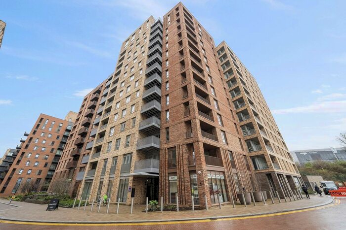 1 Bedroom Studio To Rent In Alington House, Clarendon, N8