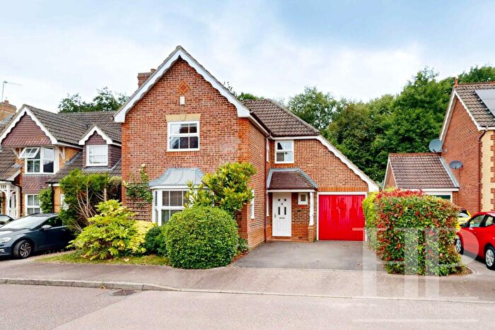 4 Bedroom Detached House To Rent In Stopham Road, Maidenbower, RH10