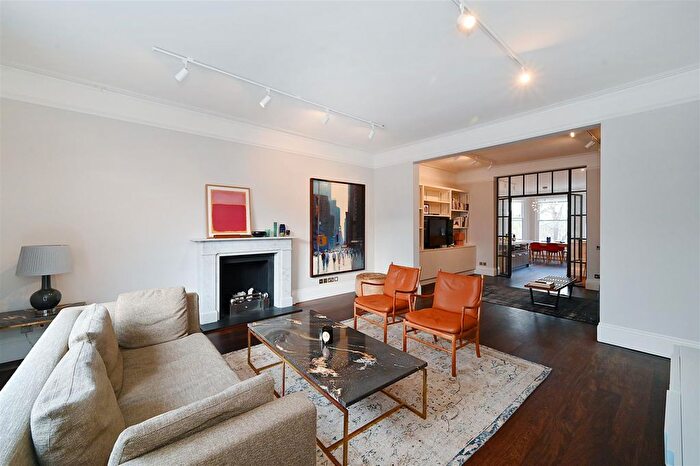 2 Bedroom Flat To Rent In Holland Park, London, W11