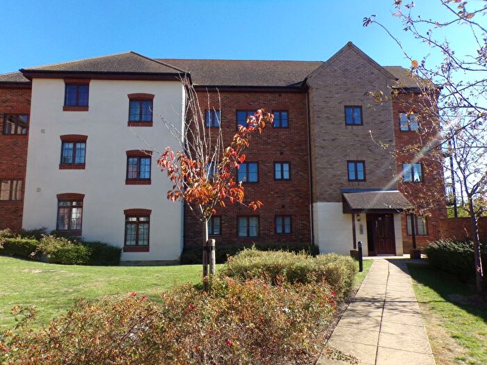 2 Bedroom Flat To Rent In Maida Vale, Milton Keynes, MK10